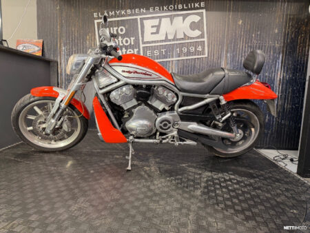 Harley-Davidson VRSC VRSCR STREET ROD 2005