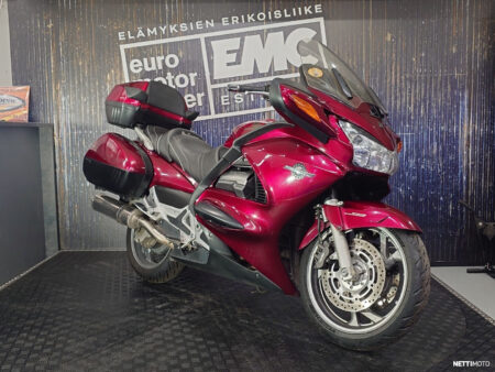 Honda ST 1300 Pan European 2004