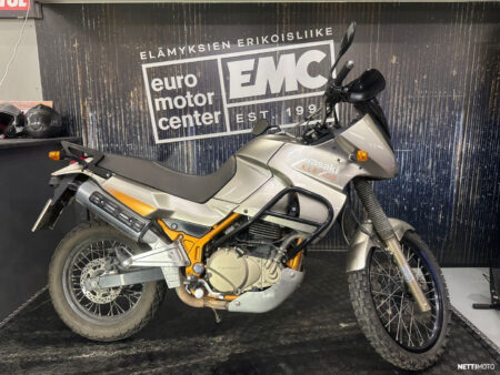 Kawasaki KLE 500 2005