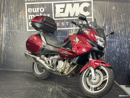 Honda NT 700 ABS Deauville 2009