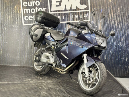 BMW F 800 ST 2010