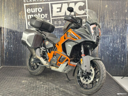 KTM 1290 Super Adventure S  2022