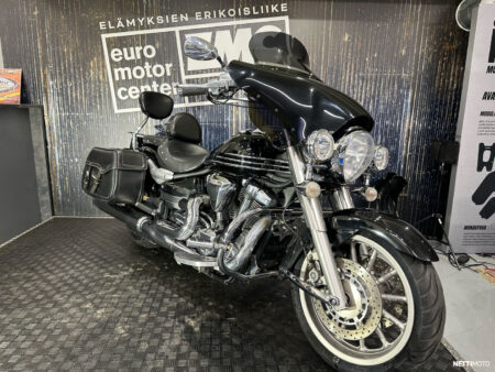 Yamaha XV 1900 Midnight Star 2006