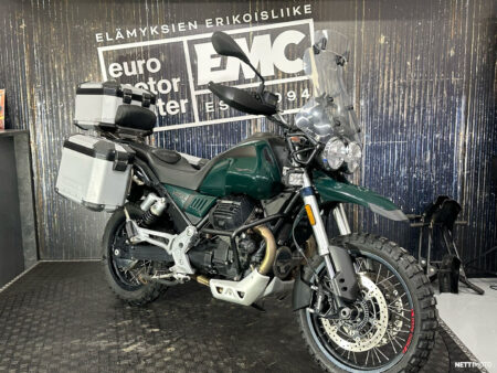 Moto Guzzi V85 TT 2020